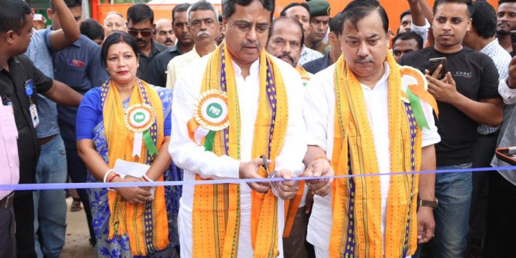 ‘অটল বিহারী বাজপেয়ী সরণি’ – এর শুভ সূচনা করলেন মুখ্যমন্ত্রী