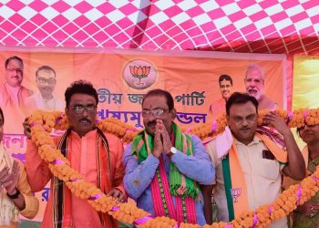 রাজতন্ত্র শেষ হয়ে গেছে বহু আগে।