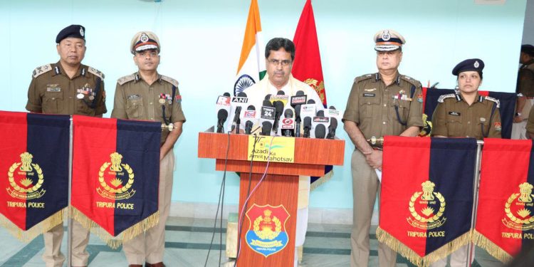 আইন শৃঙ্খলা নিয়ে পর্যালোচনা