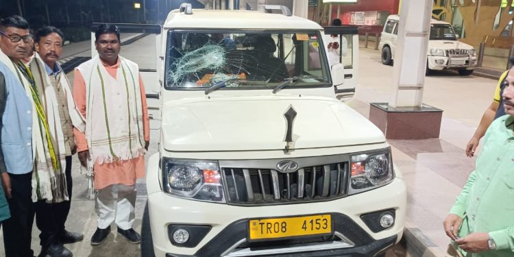 জনজাতি মোর্চার কেন্দ্রীয় সভাপতির উপর প্রাণঘাতী হামলা