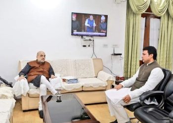 দিল্লিতে বৈঠকে অমিত-বিপ্লব !