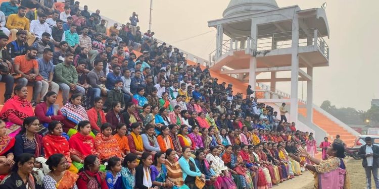 স্বামী বিবেকানন্দ ময়দানে দলীয় কার্যকর্তাদের নিয়ে বৈঠক প্রতিমার