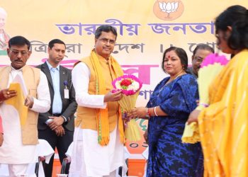 সিপিএমের দলীয় কার্যালয় ছিল সন্ত্রাসের মূল কেন্দ্রঃ মুখ্যমন্ত্রী