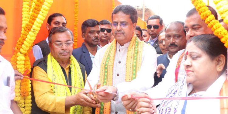 সরকারের অন্যতম অগ্রাধিকারের ক্ষেত্র শিক্ষা ব্যবস্থার উন্নয়ন।