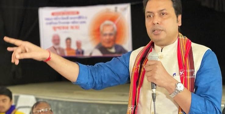 কমিউনিস্টরা মানুষকে গরিব বানিয়ে রাখার যন্ত্র ছিল: বিপ্লব