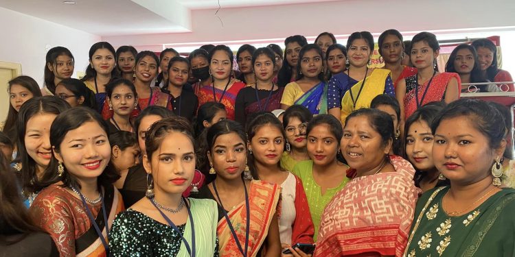 রাজ্যের ছেলে মেয়েদের সঙ্গে সময় কাটানো আমার জন্য সবসময় বিশেষ অনুভূতি