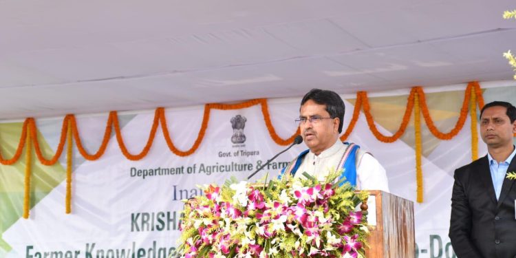 রাজ্যের কৃষি ক্ষেত্রের উন্নয়নে সর্বাধিক গুরুত্ব দিয়ে কাজ করছে সরকার।