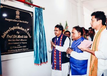 বিদ্যাজ্যোতি প্রকল্পের অন্তর্গত স্কুলগুলোকে মিশন মুডে উন্নয়ন করে চলেছে সরকার।