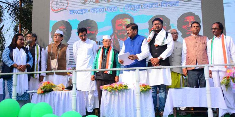 কংগ্রেসে যোগদান করলেন দিবাচন্দ্র রাঙ্খল।