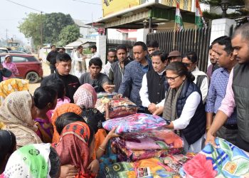 জনতার সেবা করা আমাদের প্রথম কর্তব্য