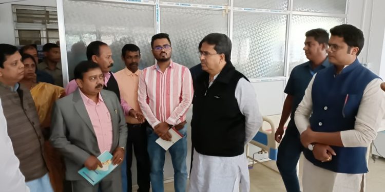 ধর্মনগর হাসপাতালে পরিদর্শনে মুখ্যমন্ত্রী