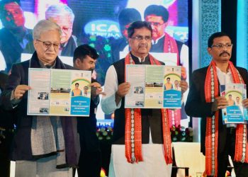 বর্তমান সরকার যা বলে তাই করে দেখায়