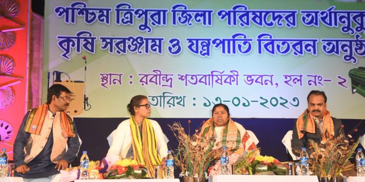  ২০৪৭ সালে ভারতবর্ষকে বিশ্ব গুরুর আসনে বসানোর লক্ষ্য নিয়ে কাজ করছে সরকার।