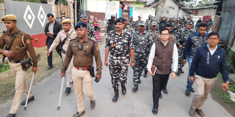 ৬ আগরতলা বিধানসভা কেন্দ্রের বিভিন্ন এলাকায় ফ্ল্যাগ মার্চ