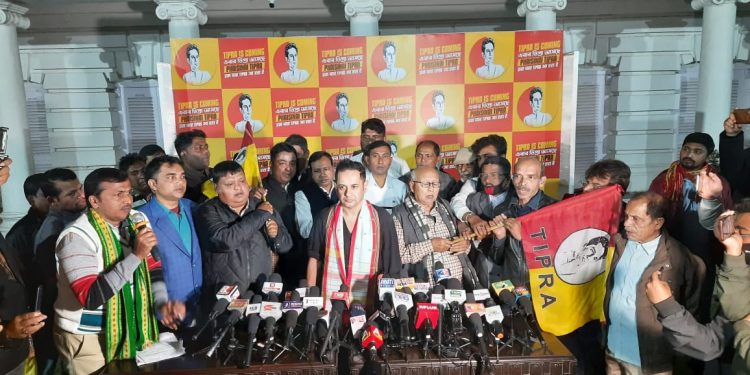 তিপ্রামথা গণতন্ত্রে বিশ্বাসী