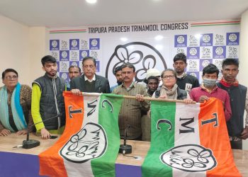 বিধানসভা নির্বাচনের আগে শক্তিবৃদ্ধি তৃণমূলের