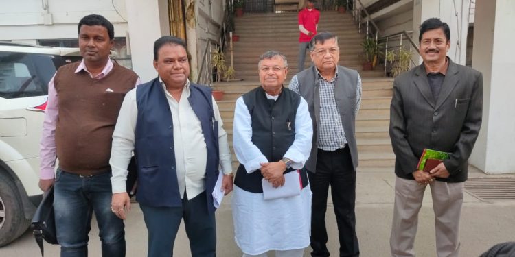 মুখ্য নির্বাচন আধিকারিকের সাথে সাক্ষাৎ