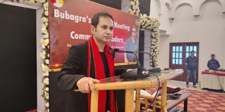 জনজাতি সমাজপতিদের নিয়ে প্রদ্যোতের বৈঠক