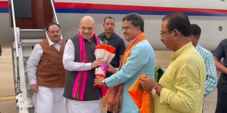 বিজেপি -আইপিএফটি জোট সরকারের শপথগ্রহণ অনুষ্ঠান