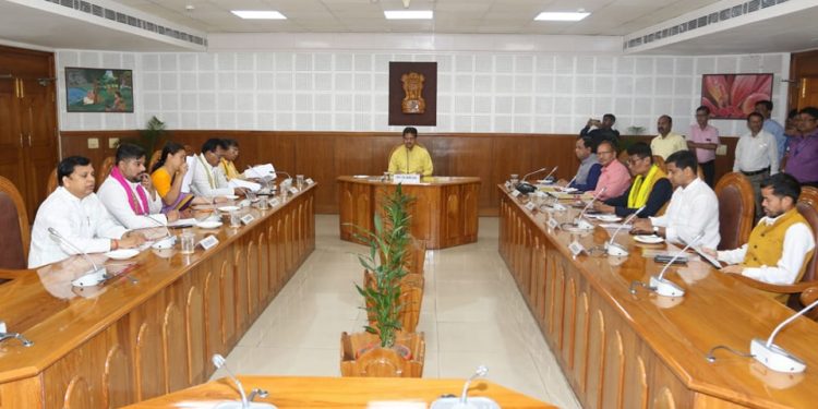 দ্বিতীয় বিজেপি-আইপিএফটি সরকারের প্রথম মন্ত্রিসভার বৈঠক