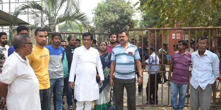 ভোট সন্ত্রাসের বলি বিজেপি কার্যকর্তা ! হামলায় গুরুতর আহতের মৃত্যু জিবি’তে