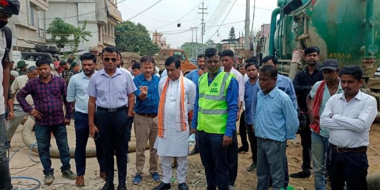 আগরতলা বাসিকে সুষ্ঠু পরিষেবা প্রদানে দায়বদ্ধ পৌর নিগম: মেয়র