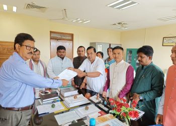 বিধানসভার উপাধ্যক্ষ পদের জন্য মনোনয়ন পত্র জমা দিলেন বিধায়ক রাম প্রসাদ পাল ।