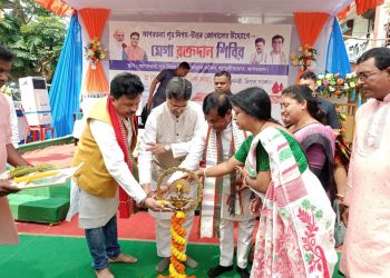 রক্তদানের মহান দানে গড়ে উঠুক ভেদাভেদহীন রক্তের সম্পর্ক।