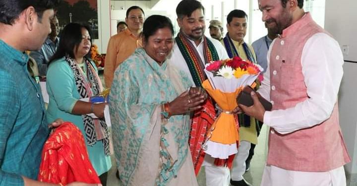 ১০ই এপ্রিল সোমবার রাজ্যে এলেন কেন্দ্রীয় সরকারের উত্তর-পূর্বাঞ্চলের উন্নয়ন মন্ত্রক তথা পর্যটন ও সংস্কৃতি দপ্তরের মন্ত্রী শ্রী জি কিষান রেড্ডি ৷