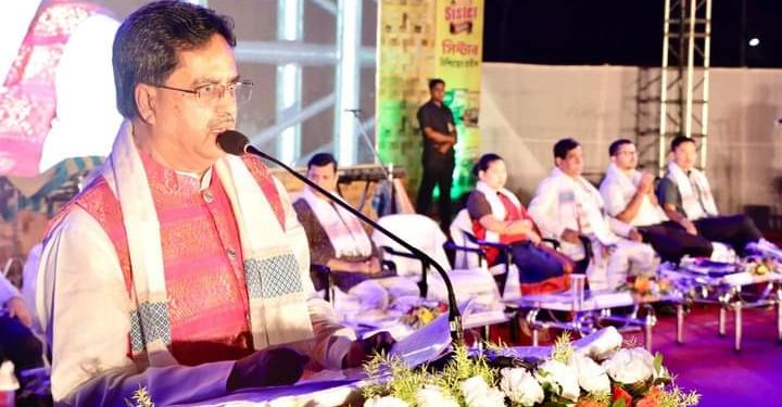 উৎসব একলার নহে মিলনের মধ্যেই সত্যের প্রকাশ