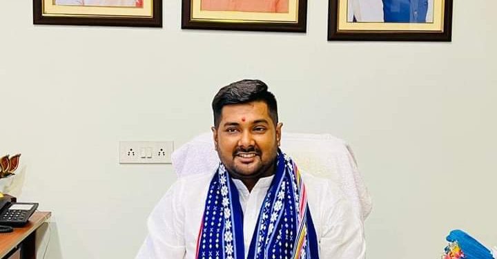 ১২ ই এপ্রিল, বুধবার সকালে আগরতলা খেজুর বাগান স্থিত TIDC অফিসে