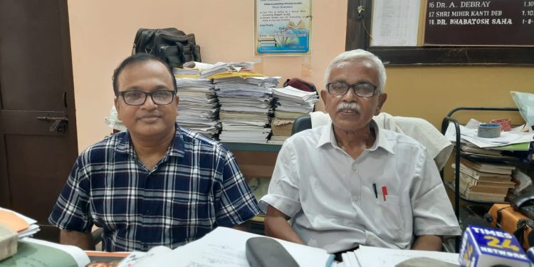 স্কুল বন্ধ থাকলেও পরীক্ষা বন্ধ থাকবে না