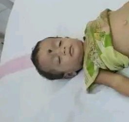 দেড় বছরের শিশুর মুখে বিষ তুলে দিয়ে আত্মঘাতী হলেন মা !