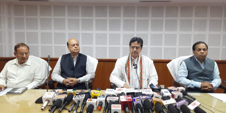 মনিপুরে পাঠরত ত্রিপুরার ছাত্রছাত্রীদের ইম্ফল থেকে আগরতলা পর্যন্ত একটি অতিরিক্ত বানিজ্যিক বিমান চালানোর সিদ্ধান্ত নিয়েছে সরকার