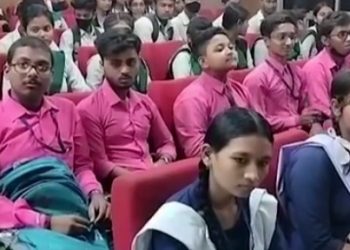 প্লাস্টিকের ব্যবহার কমানোর লক্ষ্যে মঙ্গলবার মুক্তধারা অডিটোরিয়ামে এক কর্মশালা অনুষ্ঠিত হয়