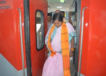 ভারতীয় রেলওয়ে দেশের জীবন রেখা ৷ আজ শুধু ত্রিপুরা নয় গোটা উত্তরপূর্বাঞ্চলের জনগনের জন্য আনন্দের দিন !!!