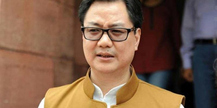 বড় পদক্ষেপ কেন্দ্রের, আইনমন্ত্রী পদ থেকে সরানো হল কিরেণ রিজিজু কে!!!