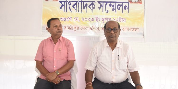 অবৈধভাবে কমিটি ঘোষণা করতে চাইছে স্বার্থান্বেষী, ক্ষোভ ভক্তদের