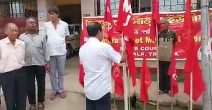 আজ মহান ১৯শে মে এবং আজকের দিনে দাঁড়িয়ে ত্রিপুরা রাজ্যের ক্ষেত মজুর ইউনিয়নের প্রতিষ্ঠা দিবস