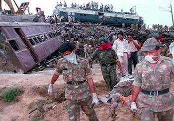 ওডিশার বালেশ্বরে ভয়াবহ ট্রেন দুর্ঘটনা!