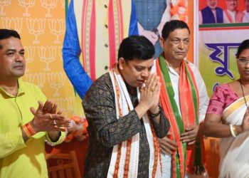 বেকারদের স্বনির্ভর করার লক্ষ্যে কাজ করছে সরকার: মন্ত্রী টিংকু রায়