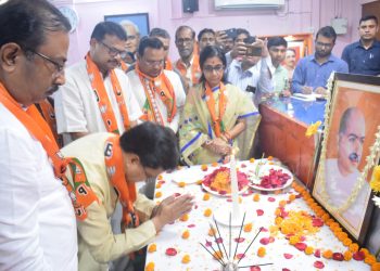 শ্যামাপ্রসাদ মুখার্জির ৭০ তম বলিদান দিবস পালন কৃষ্ণনগর বিজেপি কার্যালয়ে, উপস্থিত মুখ্যমন্ত্রী ডাঃ মানিক সাহা