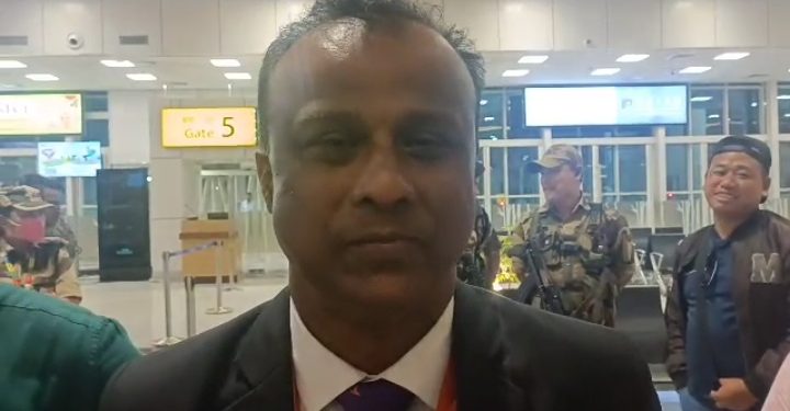 আগরতলা এমবিবি বিমানবন্দরে চরম উত্তেজনা