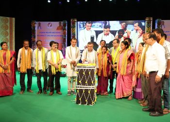 কৃষি ও কৃষক কল্যাণ দপ্তরের উদ্যোগে এন ডি আর এফ প্রকল্পে ২০২৪ইং সালের বন্যায় ক্ষতিগ্রস্ত কৃষকদের DBT র মাধ্যমে আর্থিক সহায়তা প্রদান অনুষ্ঠানের আয়োজন করা হয়