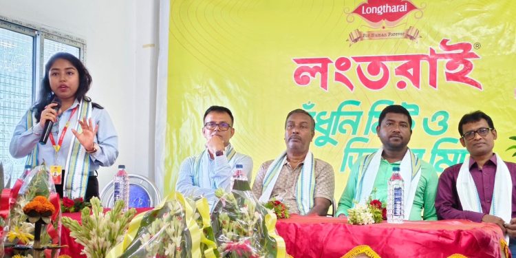 শুক্রবার লংতরাই ইন্টারন্যাশনাল প্রাইভেট লিমিটেডের উদ্যোগে কালিনগরের মুক্তধারা উৎসব ভবনে “উত্তর ২৪-পরগণা রাঁধুনি ও ডিলার মিট – ২০২৫” সাফল্যের সাথে অনুষ্ঠিত হয়