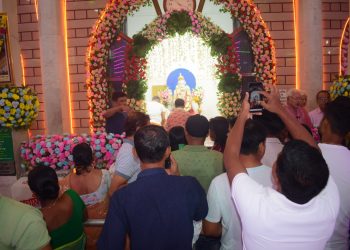 আজ শ্রী শ্রী লোকনাথ বাবার তিরোধান দিবস। আগরতলা লোকনাথ বাড়িতে ভক্তদের উপচে পড়া ভিড় লক্ষ্য করা যায়।