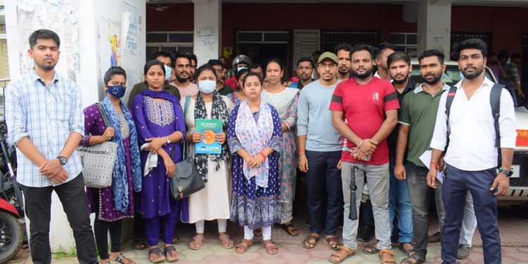 টেট ওয়ান টেট টু ছাত্র ছাত্রীরা