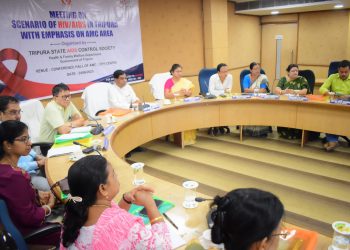 এএমসির কনফারেন্স হলে মঙ্গলবার বর্তমানে রাজ্যে এইচআইভি/এইডসের পরিস্থিতি নিয়ে পুর নিগমের মেয়র দীপক মজুমদার,ডেপুটি মেয়র মনিকা দাস দত্ত সহ পুর নিগমের অন্যান্য