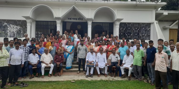 দীর্ঘ ৭ বছর আইনী লড়াইয়ের পর পূনরায় সর্ব ধর্ম মিশনের দায়িত্ব পেলো পুরাতন কমিটি ।