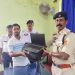 “ডিএসপি দীপক সাহার তৎপরতায় মালিকের হাতে ফিরল হারানো ল্যাপটপ — ট্রাফিক পুলিশের মানবিক দৃষ্টান্ত।”
